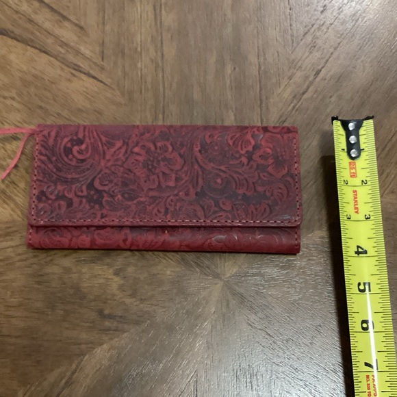 Red Embossed Leather Key & Card Holder BNWT Leather Handmade - Picture 3 of 7